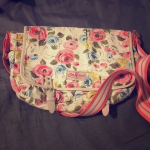 Beautiful crossbody Cath Kidston purse